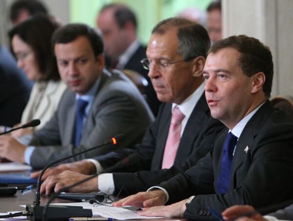 Президент РФ Д.Медведев принимает участие в саммите Россия-ЕС. Архив