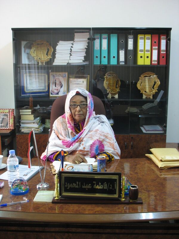 Директор суданского отделения ЮНЕСКО по поддержке женщин в науке профессор Фатыма Абдель Махмуд