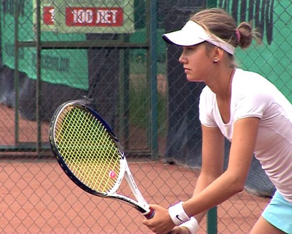 Шестнадцатилетняя теннисистка берет пример с Марины Шараповой