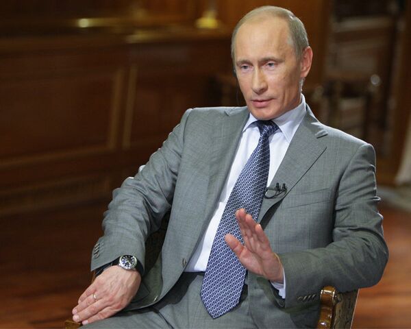 Путин ответил на вопрос о формировании культа его личности