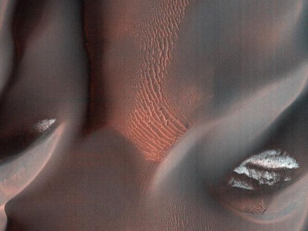 Снимок поверхности Марса, полученный камерой HiRISE 