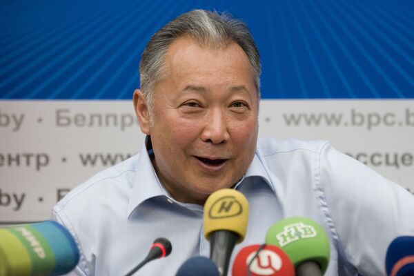 Экс-президент Киргизии Курманбек Бакиев на пресс-конференции в Минске. Архтив