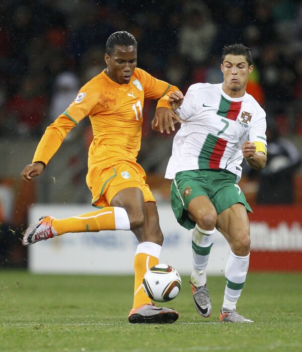 Игровой момент матча Португалия - Кот-д'Ивуар