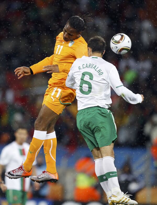 Игровой момент матча Португалия - Кот-д'Ивуар