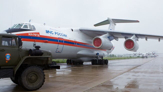 Самолет Ил-76МЧС России. Архив