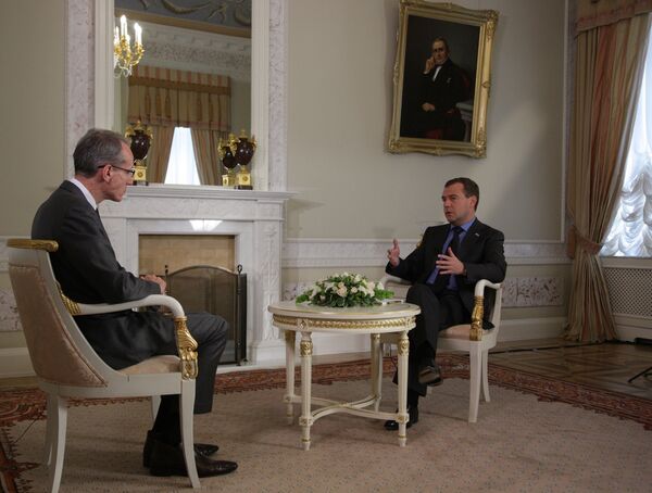 Президент РФ Д.Медведев дал интервью газете Уолл Стрит Джорнал