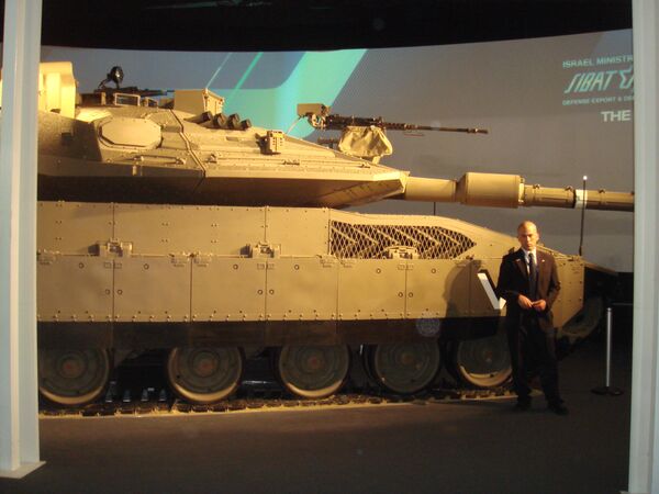 Новейший израильский танк Меркава-4 на выставке Eurosatory в Париже