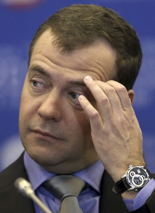 Дмитрий Медведев на заседании комиссии по модернизации экономики. 19 июня. ПМЭФ-2010