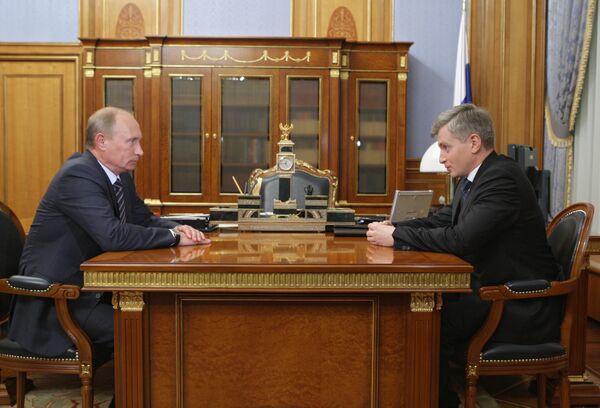 Премьер-министр РФ В. Путин встретился с руководителем Росохранкультуры Александром Кибовским