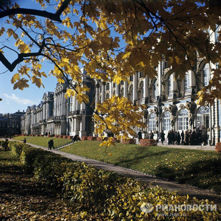 Большой Екатерининский дворец