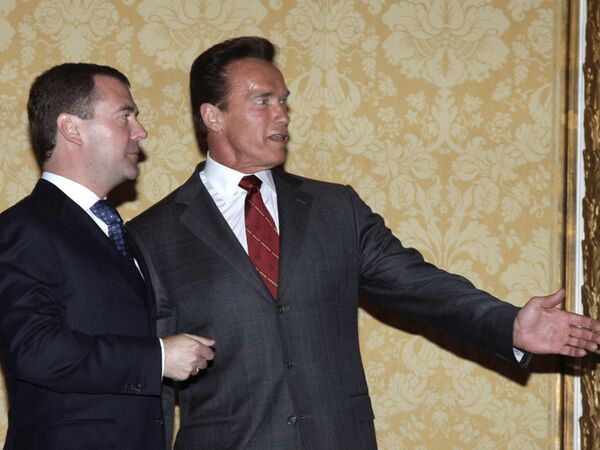 Медведев и Шварценеггер вспомнили Красную жару