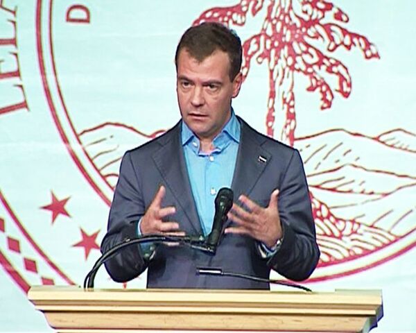 Медведев: Моя задача - повысить авторитет суда