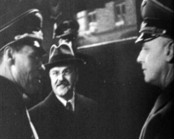 В ноябре 1940 года Молотов приехал в Берлин для встречи с Гитлером