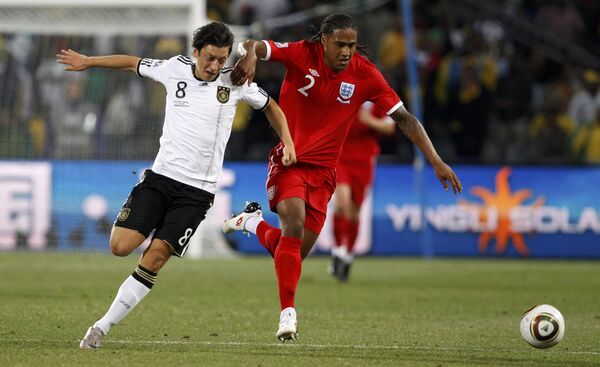 Игровой момент матча Германия - Англия