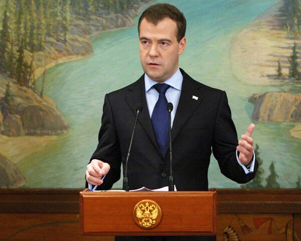 В России защитят море от нефтяных аварий - Медведев