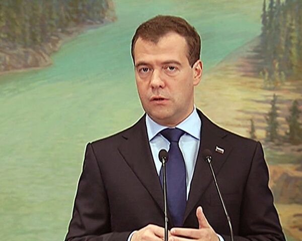 Необходима глобальная программа по борьбе с наркоугрозой - Медведев