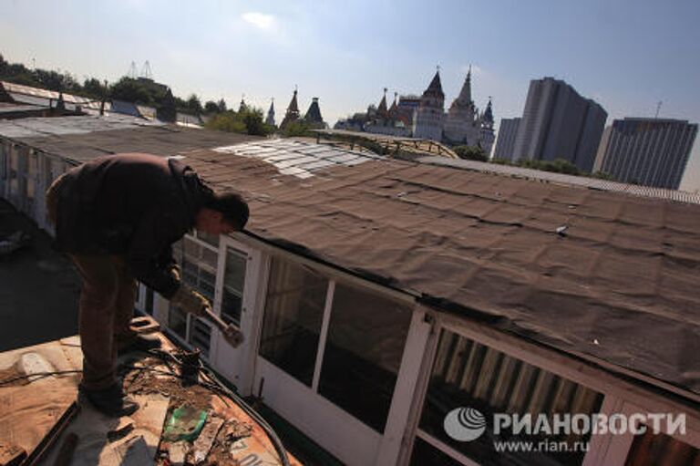 В Москве начали сносить Черкизовский рынок