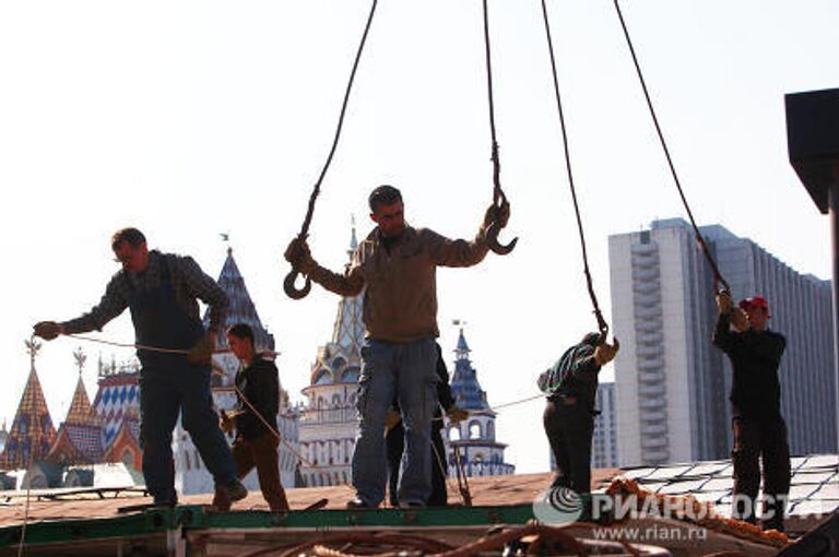 В Москве начали сносить Черкизовский рынок