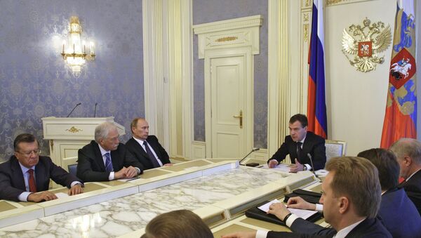 Президент РФ Д.Медведев провел совещание по Бюджетному посланию правительству 2011-2012 г.г.