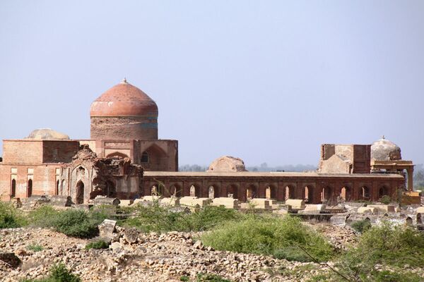 Холм Макли - древний Город Мертвых в Пакистане