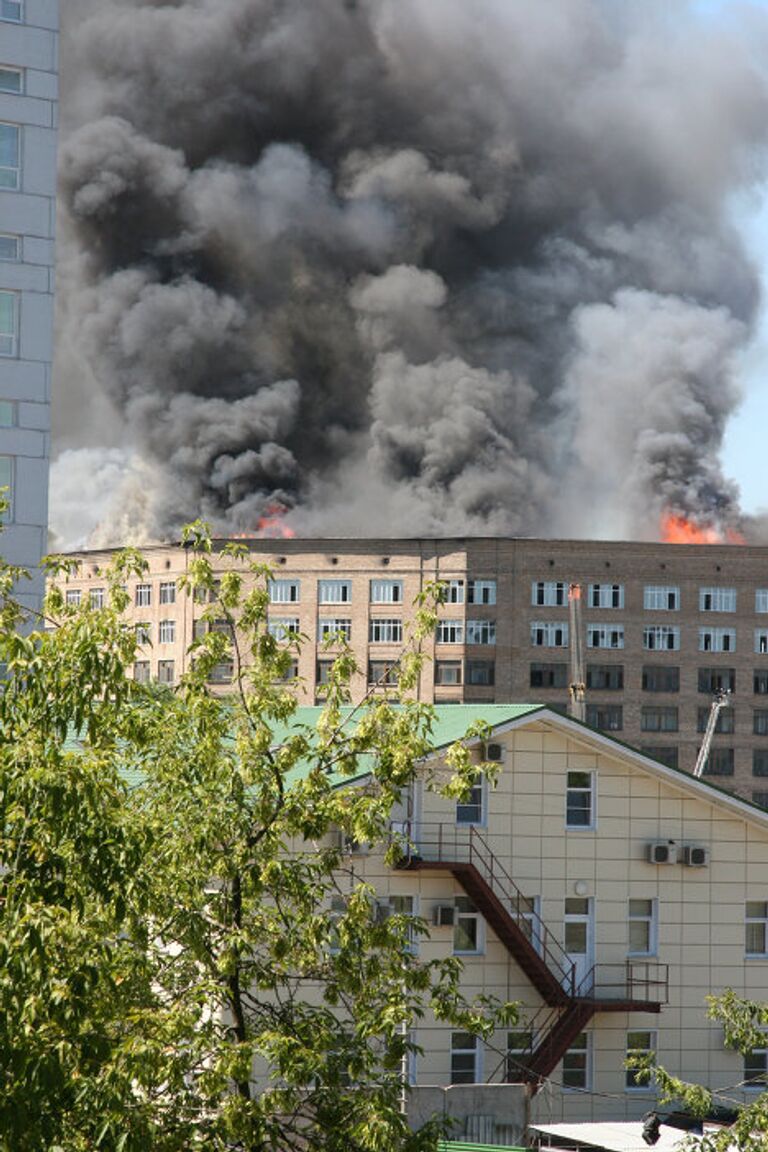 Пожар в здании ЦКБ Алмаз в Москве