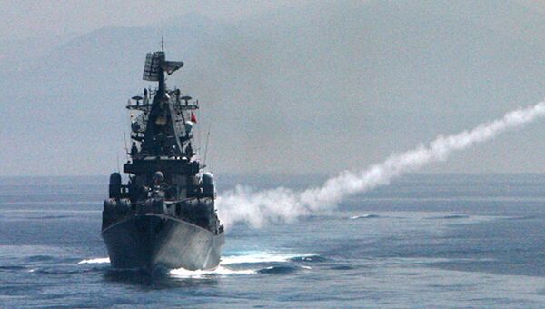 Корабли трех флотов России устроили стрельбу в Японском море