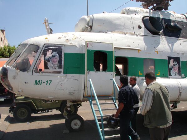 Российский вертолет Арафата выставили на показ в секторе Газа