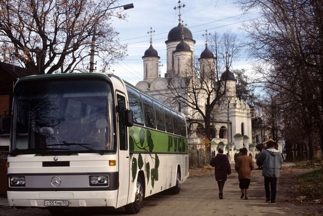 На улице поселка Большие Вязёмы