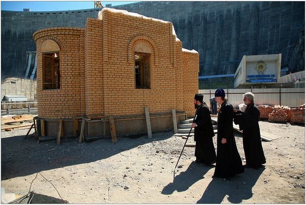 Строительство православной часовни на месте захоронения погибших на СШГЭС