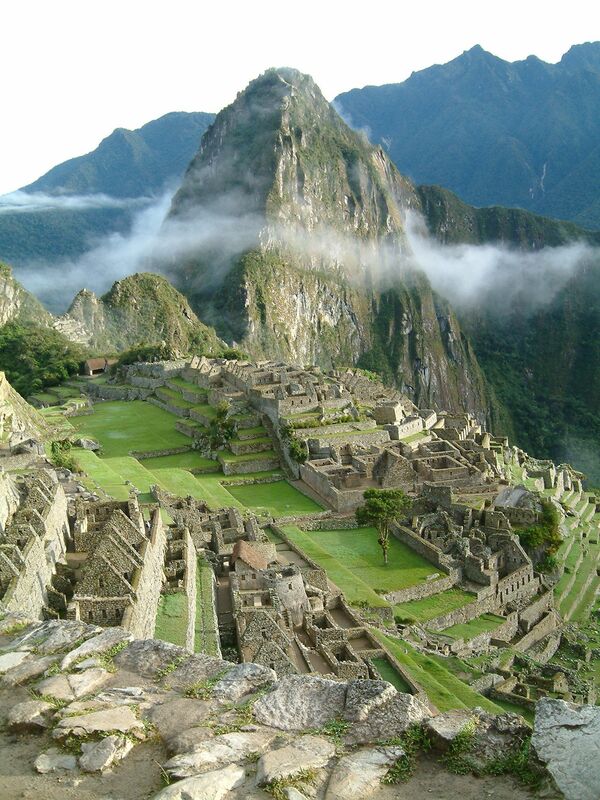 Мачу-Пикчу — город древней Америки, находящийся на территории современного Перу