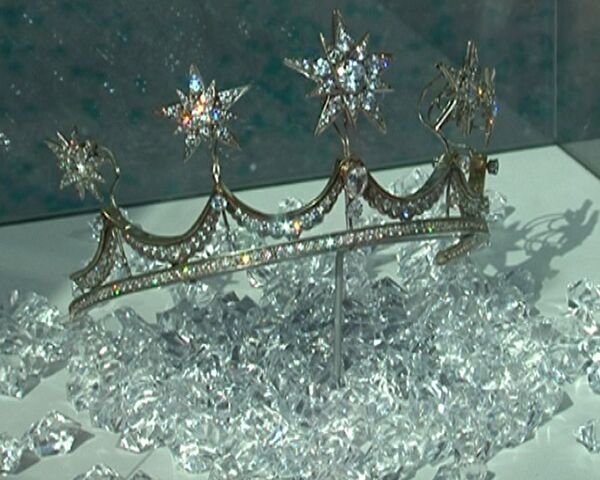 Корону принцессы и вещи Ван Гога привезли на ЭКСПО-2010