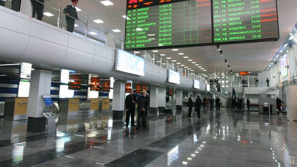 Реконструированный аэровокзал внутренних авиалиний в Иркутске