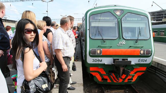 Задержки электропоездов в Горьковском направлении из-за плановых путевых работ. Архив