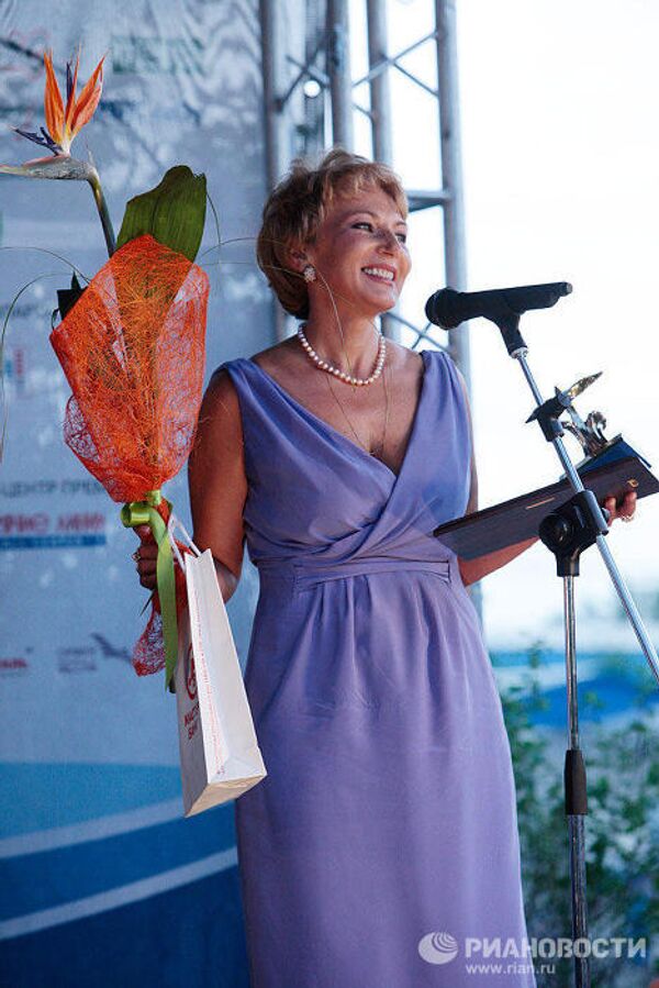 Вера Орлова на церемонии вручения премии Медиа-Менеджер России-2010 