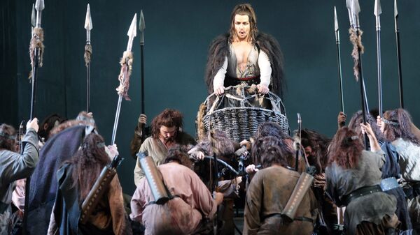 Предпремьерный показ оперы Джузеппе Верди Аттила в Мариинском театре