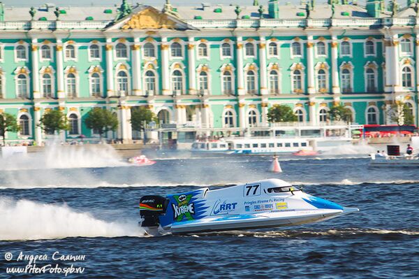 Чемпионат мира по мото-водному спорту в Санкт-Петербурге