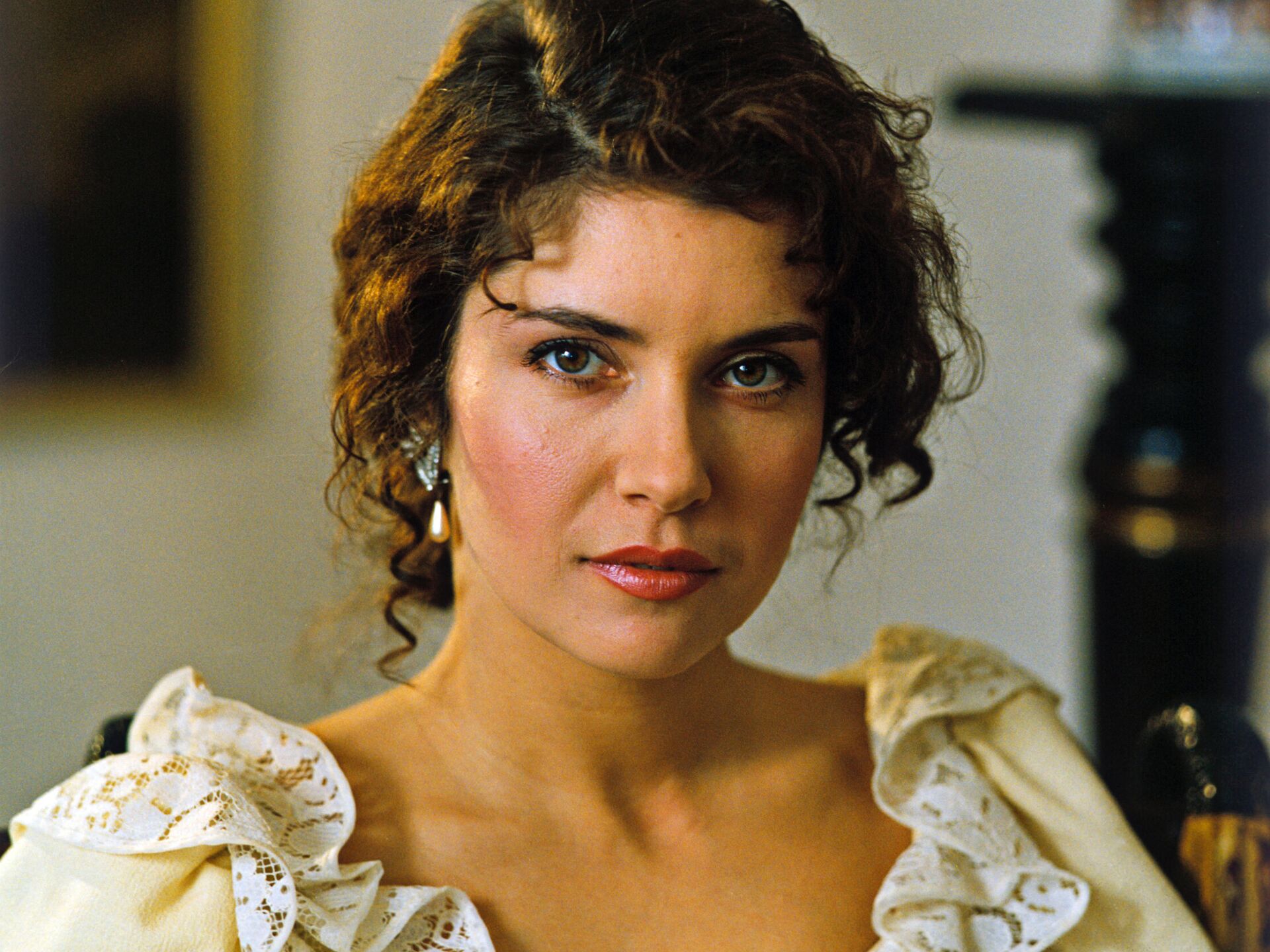 Есекті ұратын бейнелер Әзілкешпен порно