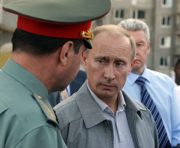 Премьер-министр РФ Владимир Путин посетил стройплощадку дома для военнослужащих