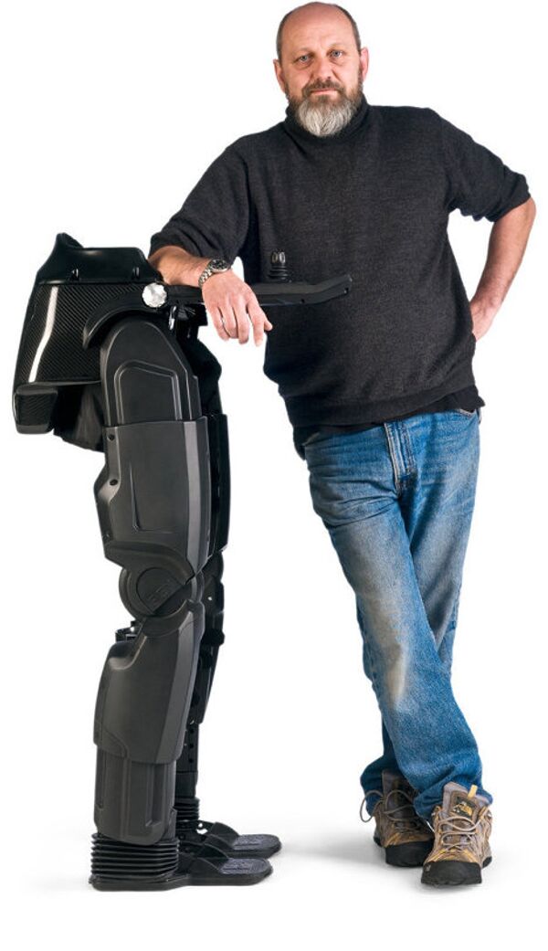 Пара роботизированных ног, созданная компанией Rex Bionics