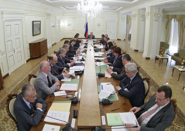 Заседание Президиума правительства РФ 19 июля 2010 года. Архив