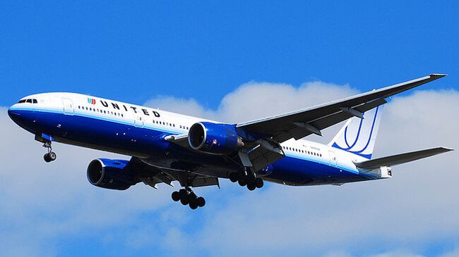 Самолет Boeing-777 авиакомпании United Airlines, архивное фото