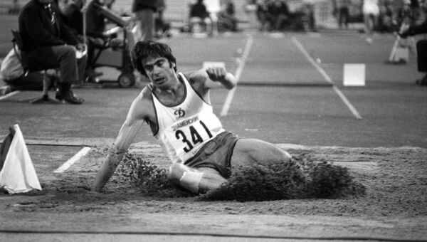 Трехкратный олимпийский чемпион Виктор Санеев. Архивное фото