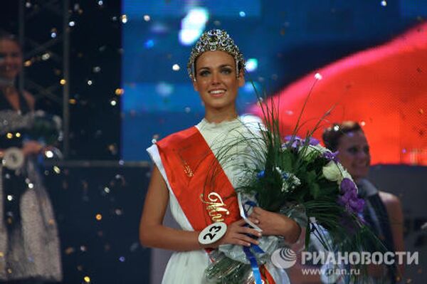 Победительница конкурса Мисс Екатеринбург-2009 Ирина Антоненко