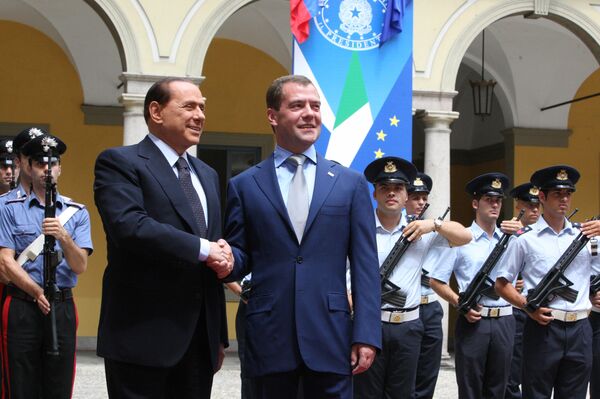 Президент РФ Дмитрий Медведев прибыл в Милан