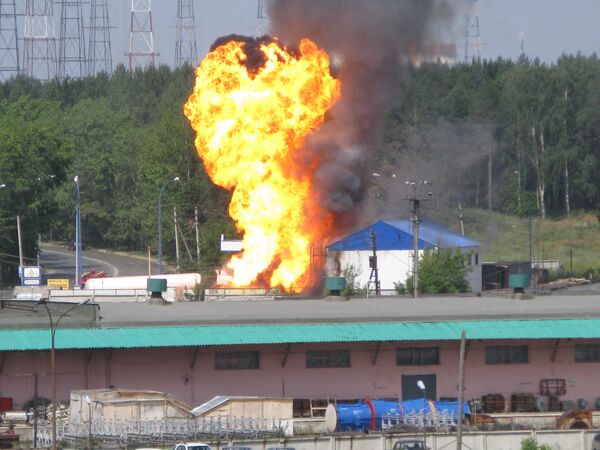 Пожар на газозаправочной станции в Екатеринбурге 