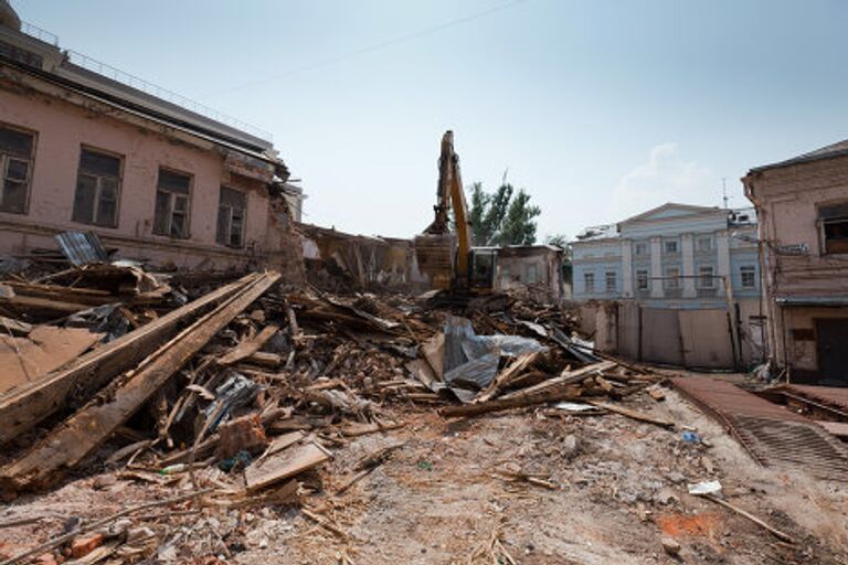 Снос усадьбы купца Алексеева в центре Москвы