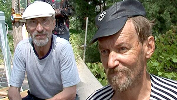 Братья-пенсионеры убежали из Москвы на остров свободы