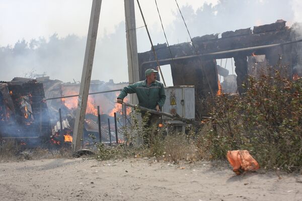 Жилые дома в селе Масловка, сгоревшие из-за лесного пожара.