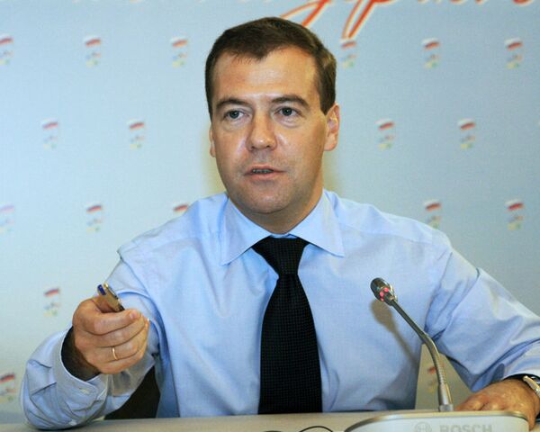 Медведев планирует развивать спорт с поправкой на глобальное потепление