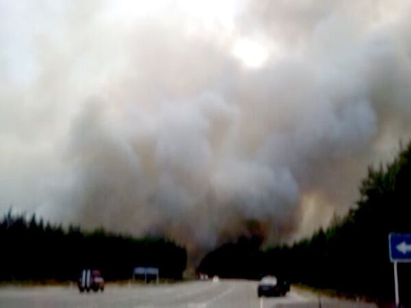 Водители не могут попасть в Нововоронеж из-за дыма от горящих лесов